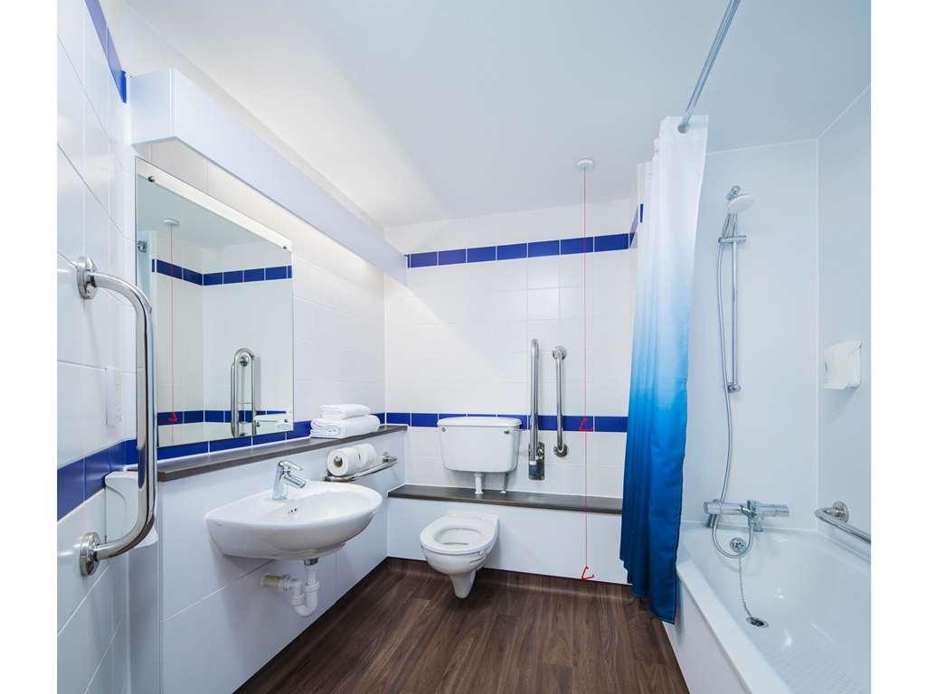 Travelodge Plymouth Ruang foto