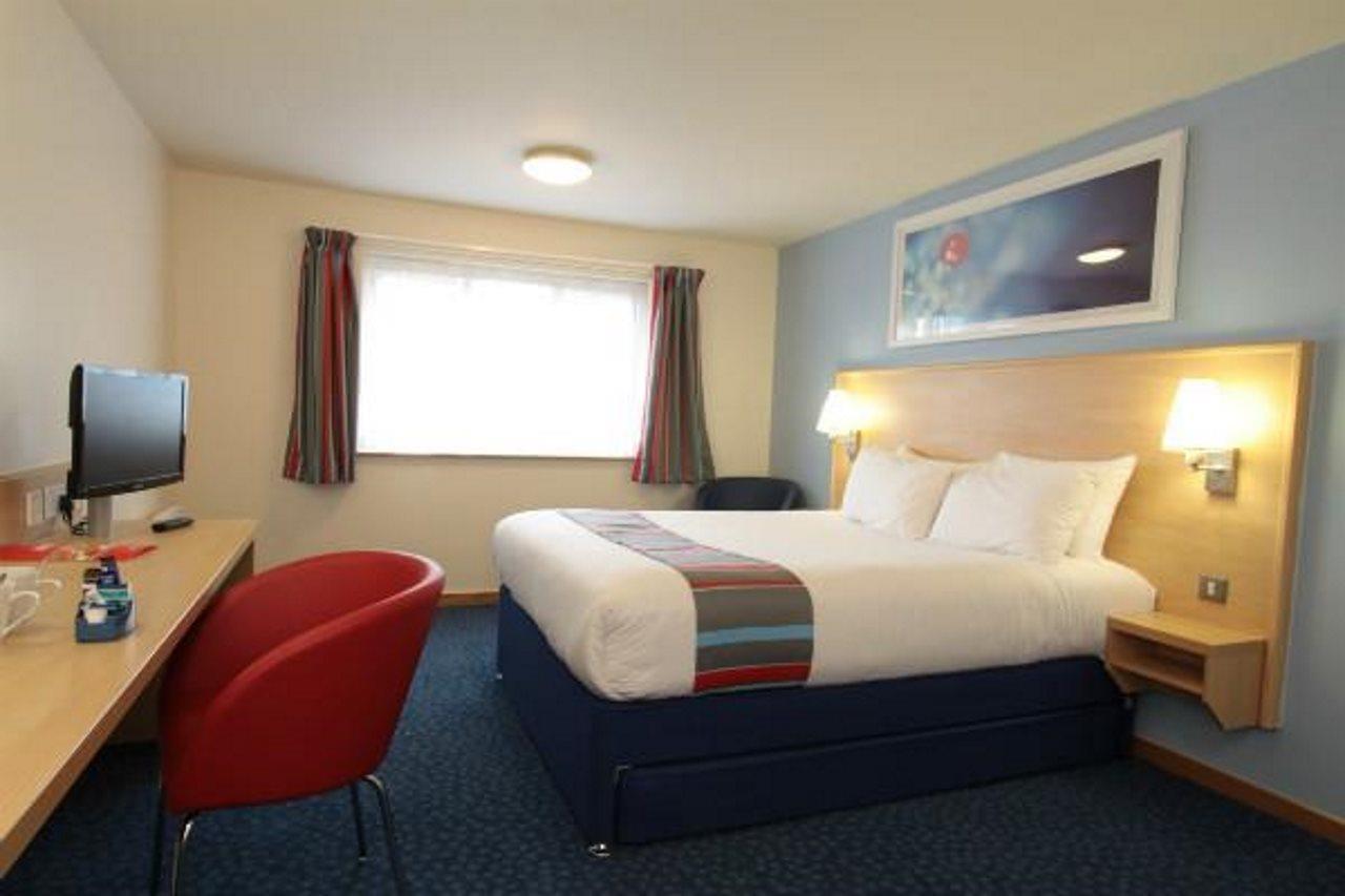 Travelodge Plymouth Bagian luar foto